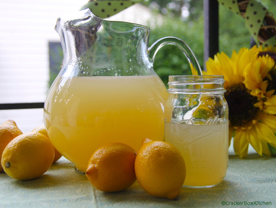 Ромашковый лимонад