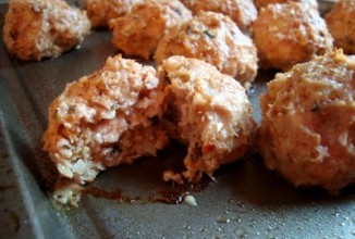 Фрикадельки из индейки с пармезаном