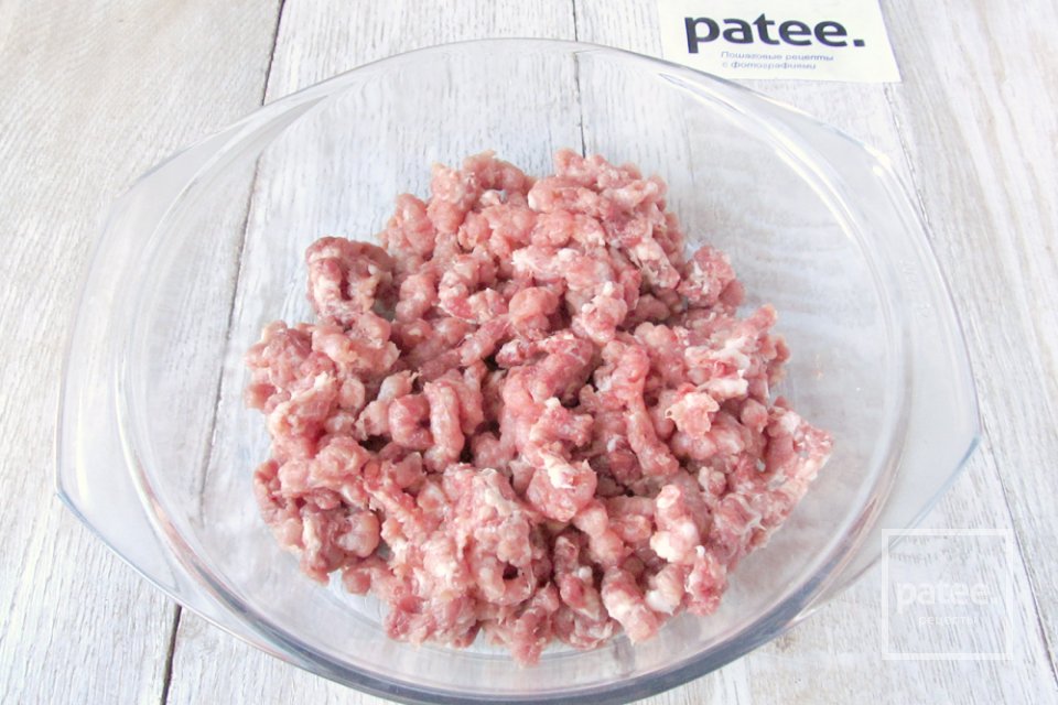 Перец, фаршированный свининой и рисом - Шаг 3