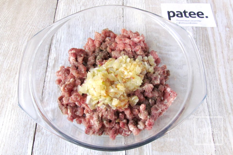 Перец, фаршированный свининой и рисом - Шаг 7