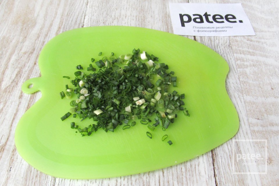 Паста с ветчиной и зеленью в яичной заливке - Шаг 3