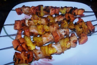 Куриный шашлык с манго и папаей