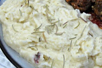 Картофельное пюре с розмарином