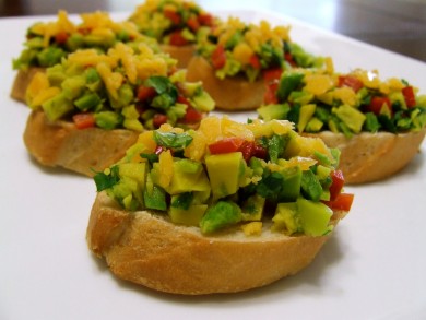 Рецепт Брускетта с авокадо