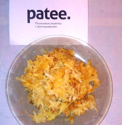 яблочно-морковные оладьи - Шаг 4