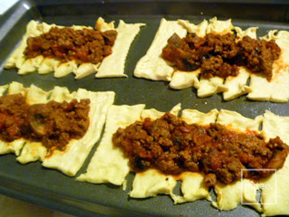 Стромболи с мясом и грибами - Шаг 10