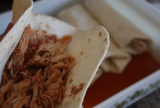 Энчилада с курицей и фасолью