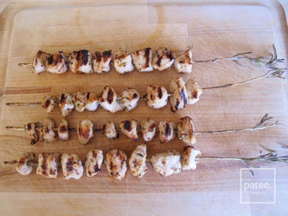 Куриный шашлык на веточках розмарина - Шаг 14