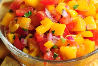 Персиковая сальса