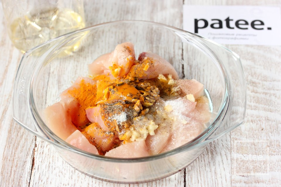 Быстрые куриные шашлычки с кусочками ананаса - Шаг 8