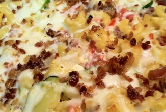 Запеканка из пасты с мясом и овощами