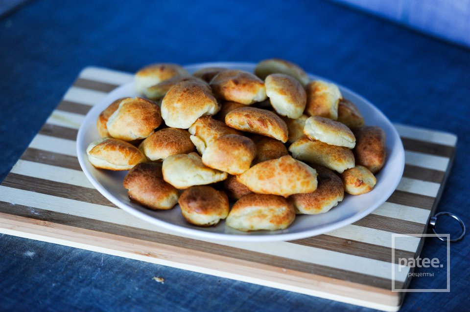 Дамские пальчики с орешками и изюмом. - Шаг 8