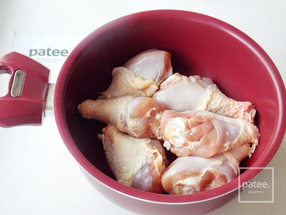 Куриные голени с грибами в молочно-соевом соусе - Шаг 2