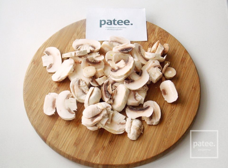 Куриные голени с грибами в молочно-соевом соусе - Шаг 5