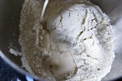 Фокачча с помидорами - приготовление