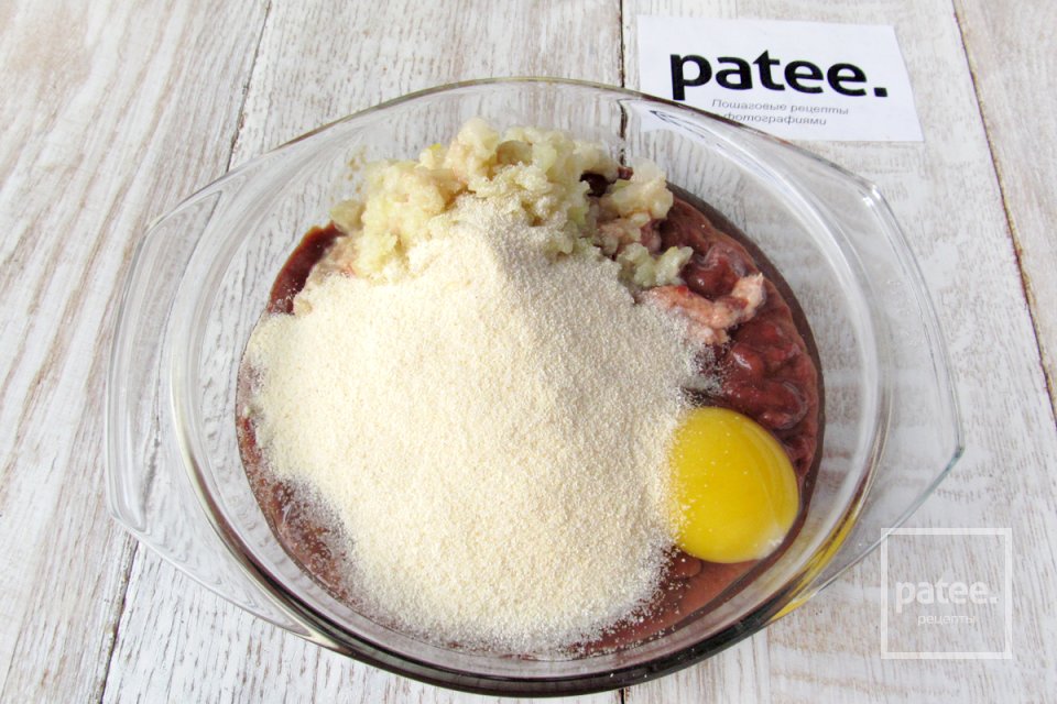 Печёночные котлеты с манкой - Шаг 7