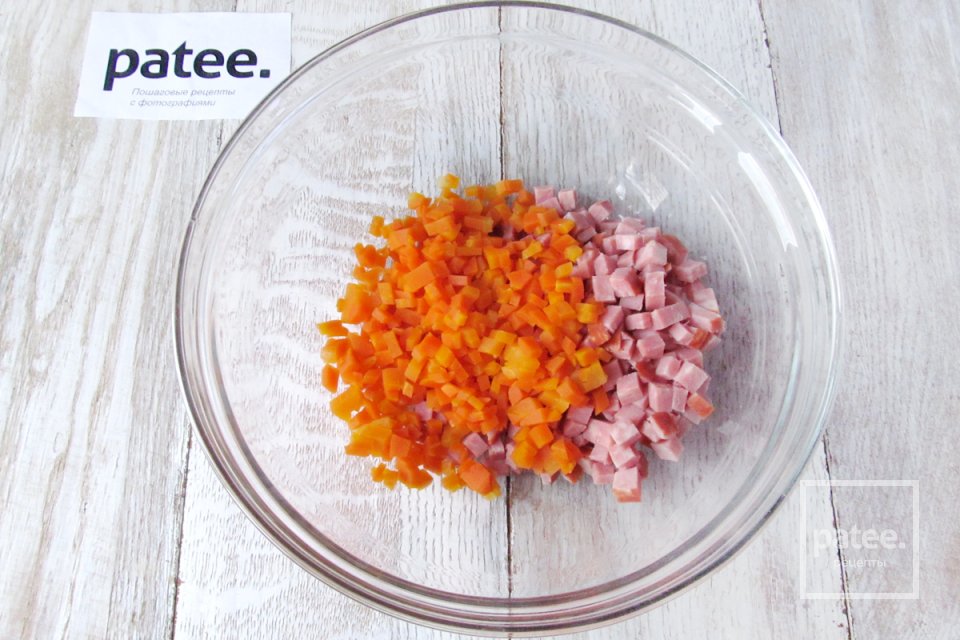 Салат Оливье с колбасой - Шаг 10