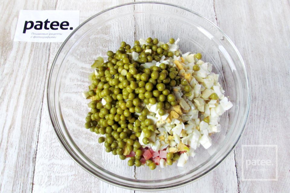 Салат Оливье с колбасой - Шаг 13