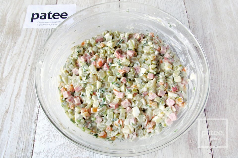 Салат Оливье с колбасой - Шаг 18