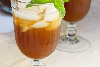 Холодный чай с манго