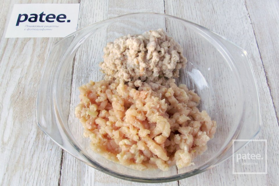 Куриные тефтели в сметанно-томатном соусе - Шаг 4