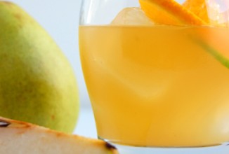 Фруктовый коктейль с бурбоном