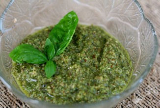 Песто с пеканом