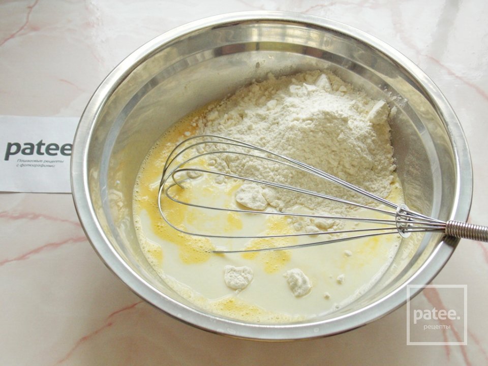 Блинчики с ветчиной, яйцом и зеленым луком - Шаг 4