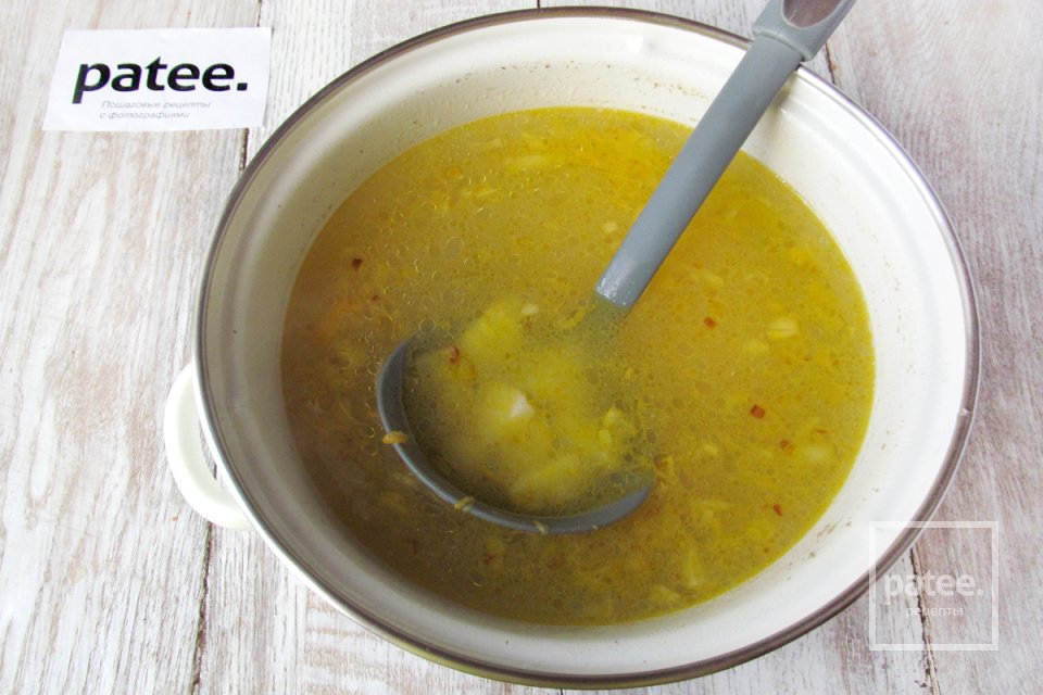 Суп с зелёным горошком и плавленым сыром - Шаг 9