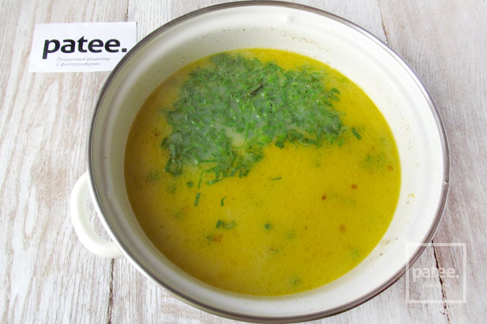 Суп с зелёным горошком и плавленым сыром - Шаг 14