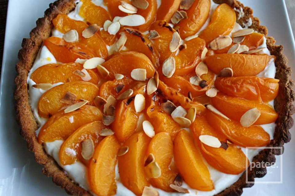 Тарт с абрикосами и миндалем - Шаг 14