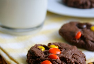 Шоколадно-конфетное печенье