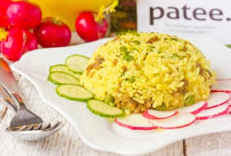 Рис басмати с фаршем и зелёным горошком