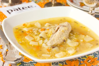 Рецепт Суп с красной чечевицей и куриными крылышками