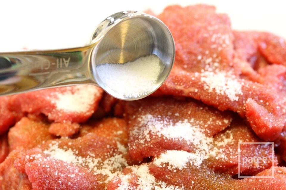 Стейк с перцем и помидорами - Шаг 3