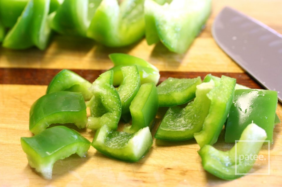 Стейк с перцем и помидорами - Шаг 4