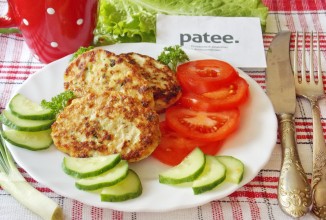 Куриные котлеты с сыром и яблоками