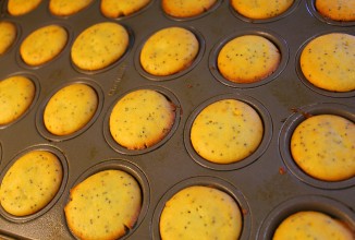 Лимонные маффины с маком