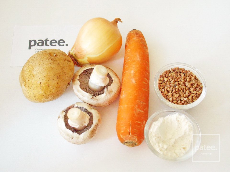 Гречневый суп с грибами и картофельными клецками - Шаг 2