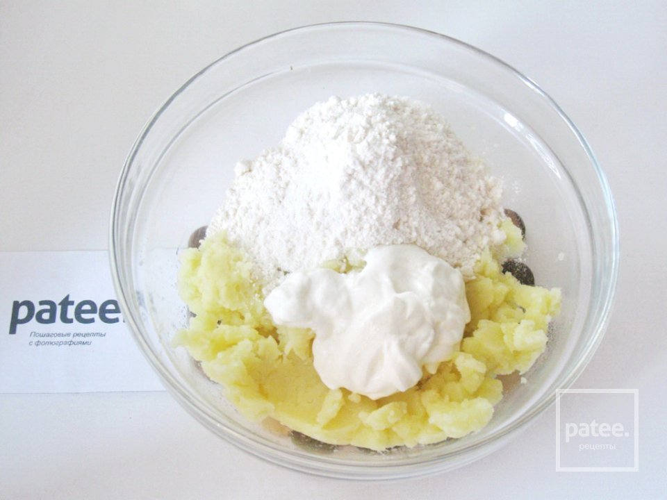 Гречневый суп с грибами и картофельными клецками - Шаг 12