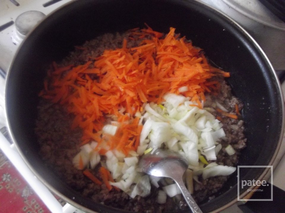 Гнезда из макарон с фаршем - Шаг 3