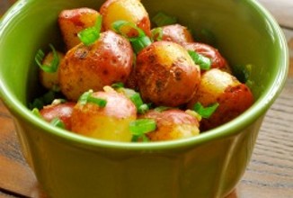 Жареный красный картофель