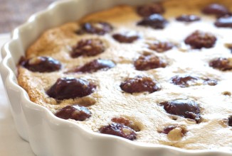 Клафути с черешней