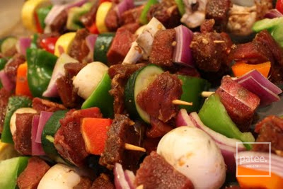 Шашлык из говядины с овощами - Шаг 4