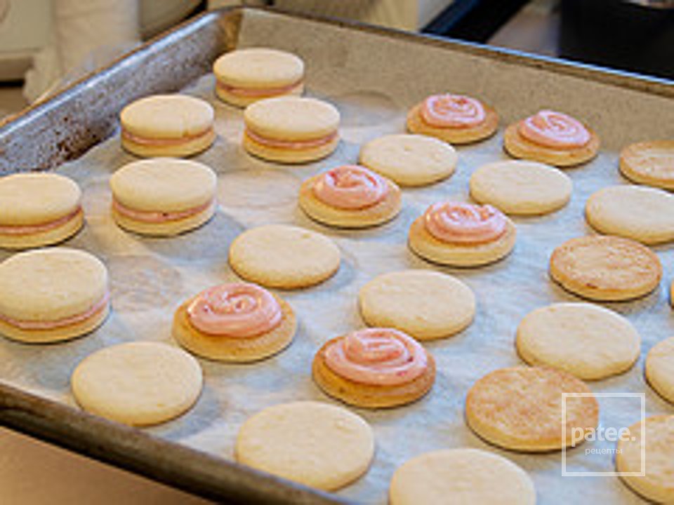 Лимонное печенье с клубничной начинкой - Шаг 15