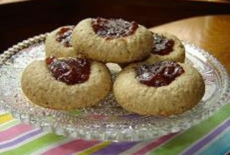 Миндальное печенье с джемом