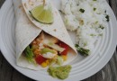 Рыбные тако под соусом из авокадо
