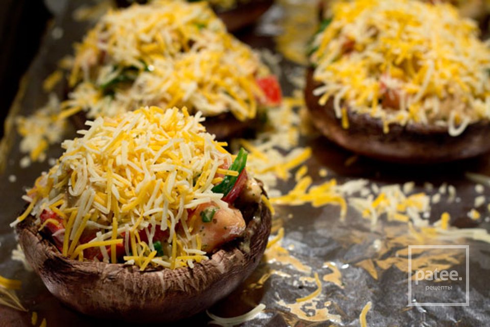 Фаршированные грибы - Шаг 12