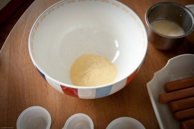 Корн доги в кукурузном тесте - приготовление