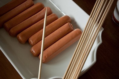 Корн доги в кукурузном тесте - приготовление